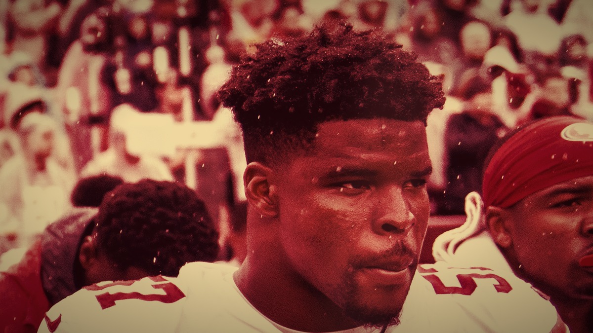Dre Greenlaw of the San Francisco 49ers