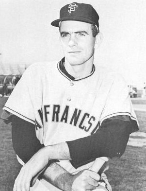 Gaylord Perry pitching for the San Francisco Giants